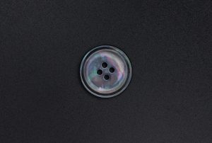 Shell button manufacturer